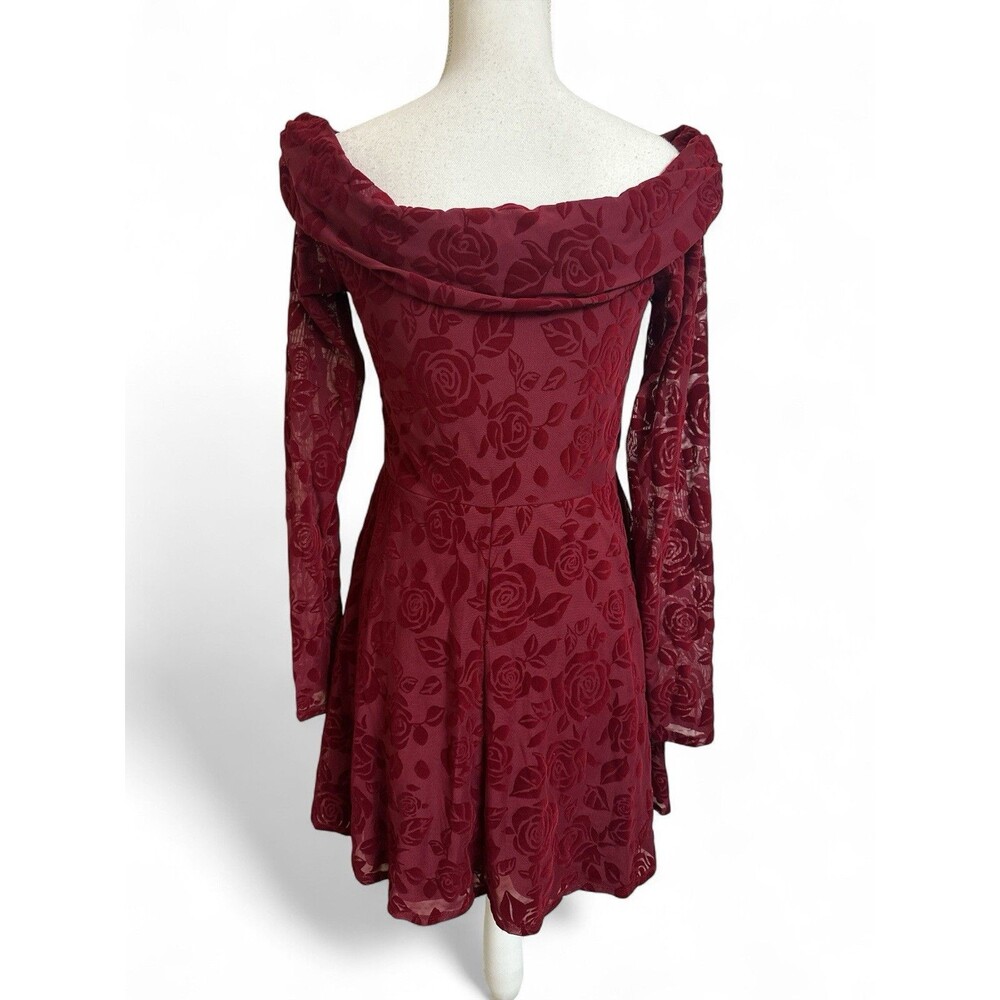 NWT Wild Fable Women's M Red Floral Rose Flocked Mini Holiday Dress NEW